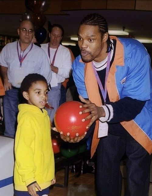 Latrell Sprewell With His Son