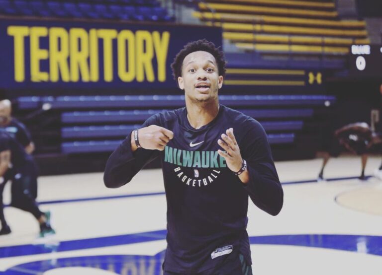 Rashad Vaughn Featured