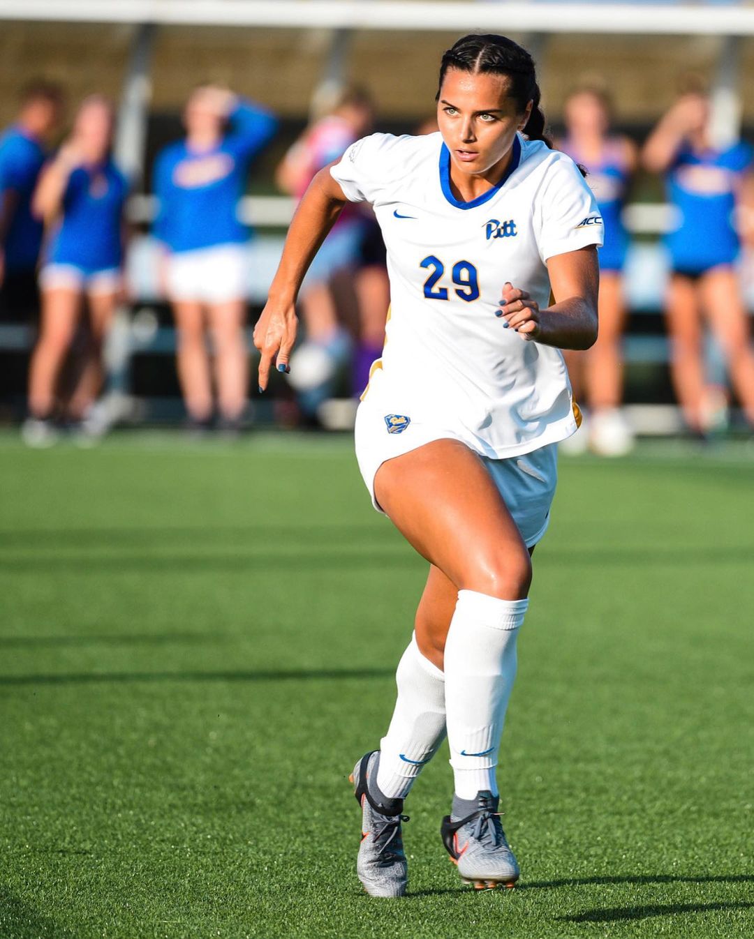 Soccer Emily Harrigan Age And Wikipedia: More On Weight And Height