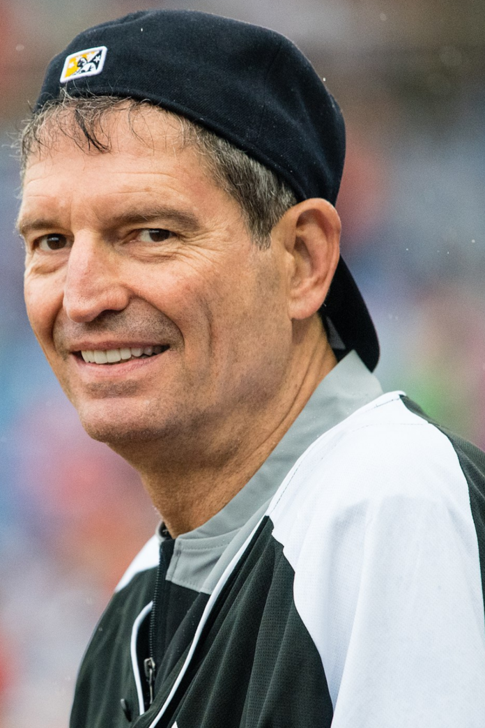 Who Are Sara, Rachel & Rebecca Kosar, Bernie Kosar Daughter? - Players Bio