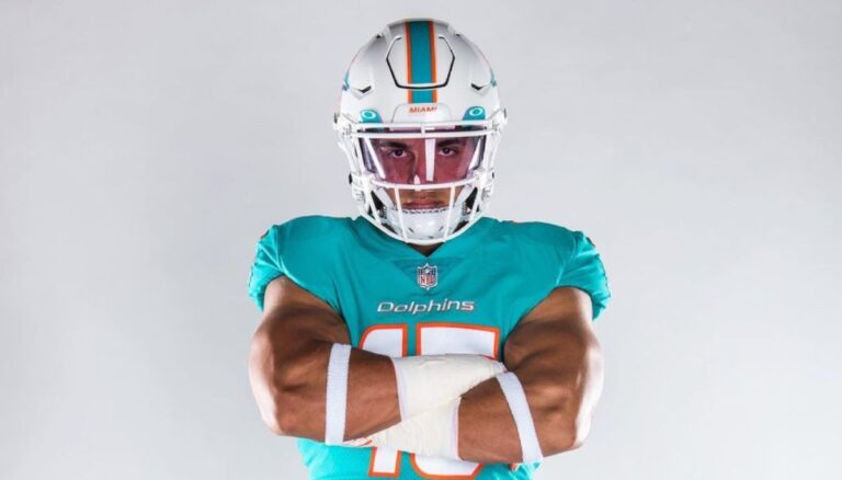 NFL Rising Star Jaelan Phillips
