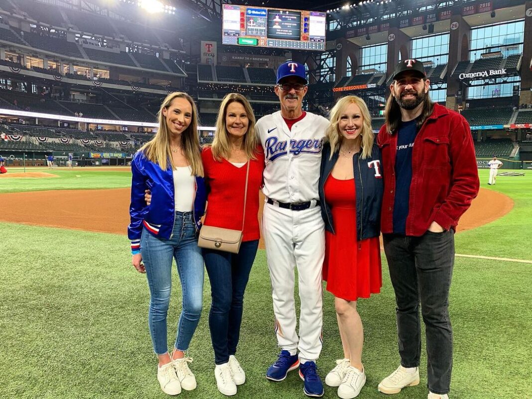 Who Are Lexie And Makayla Maddux? Mike Maddux Daughter