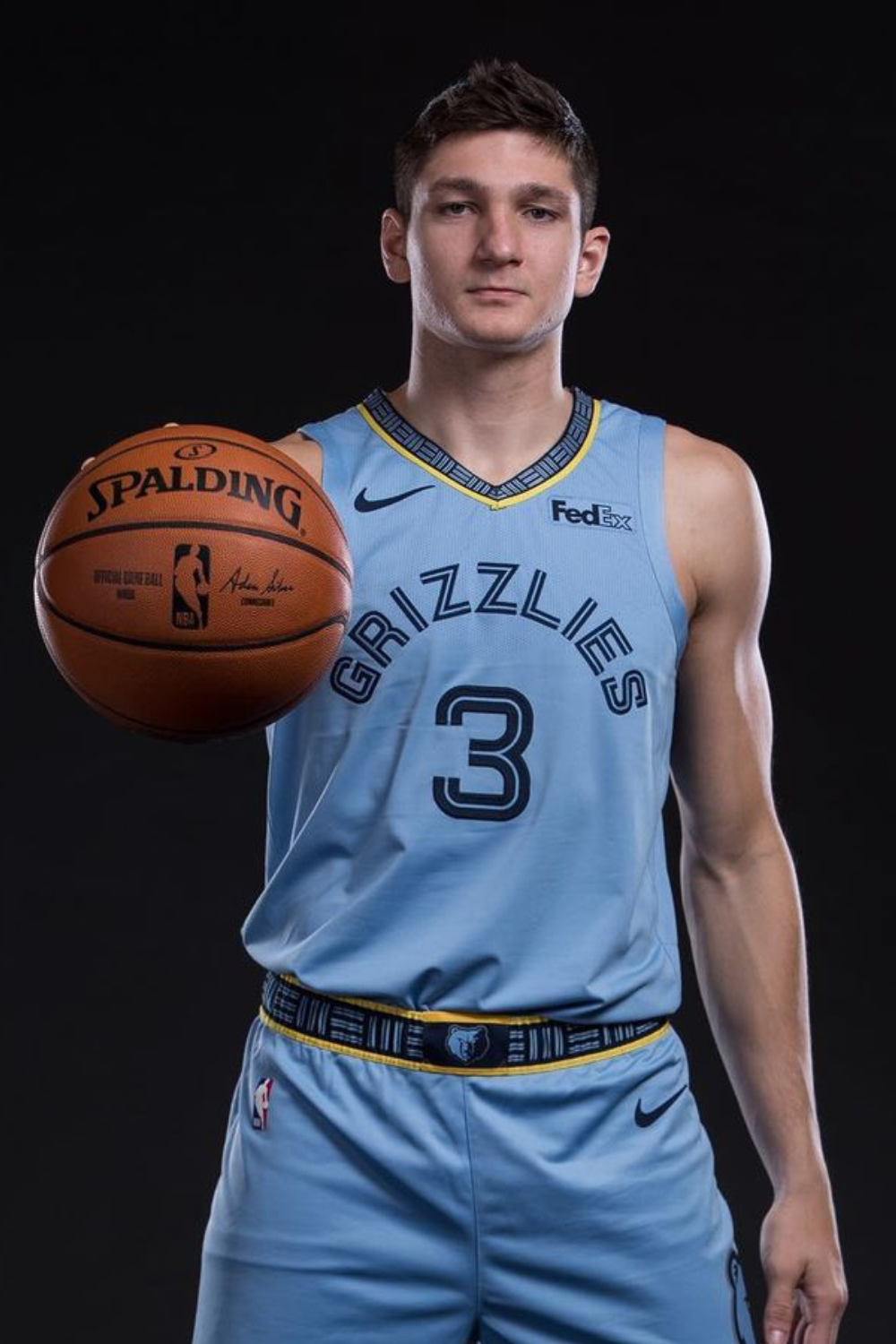 Phoenix Suns' Player Grayson Allen Posing For A Photo During His Time With Grizzlies