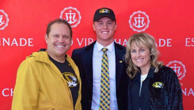 Brady Cook With His Parents