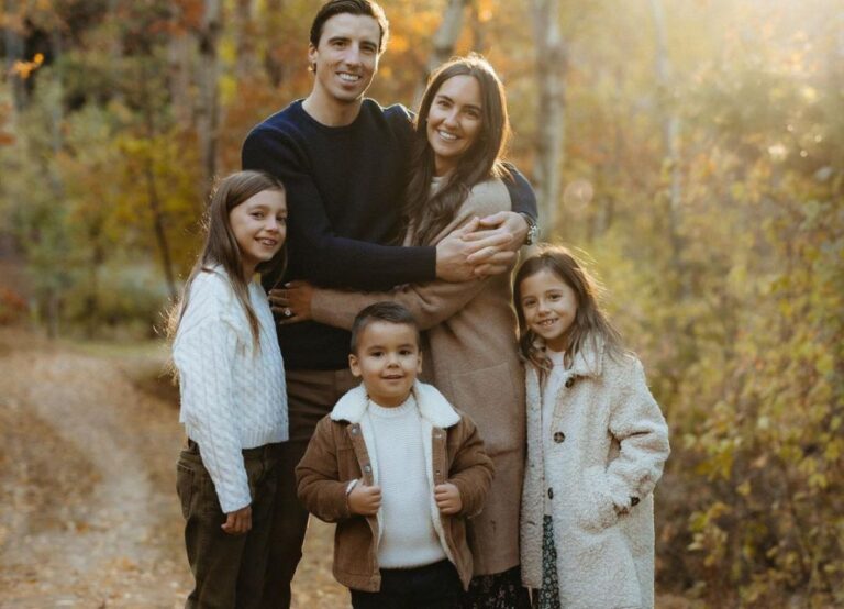 Marc Andre Fleury With His Wife And Three Kids