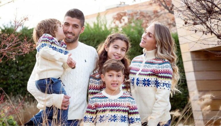 Uruguayan Soccer Player Luis Suarez With His Family