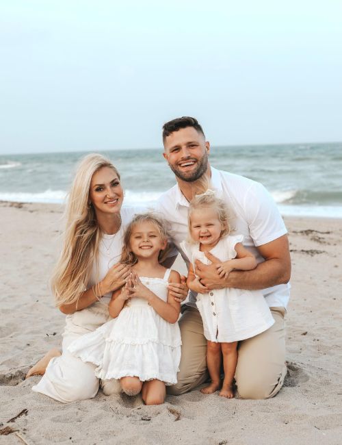 Vince Biegel With His Wife And Two Daughters