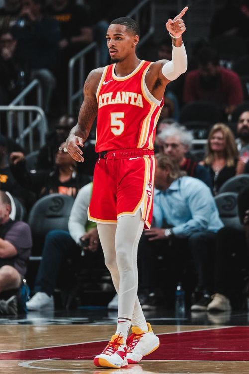 Dejounte Murray Pictured During The Game Minnesota Timberwolves In October