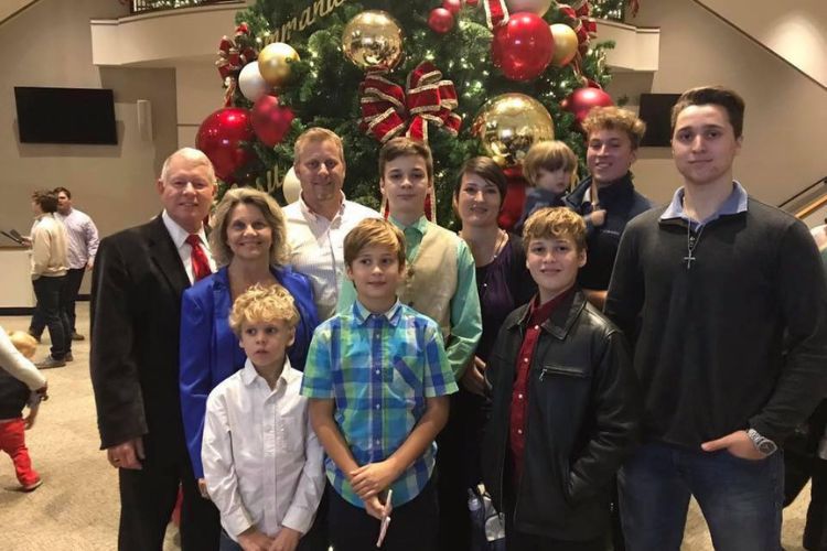 Emory Williams Family, Including His Grandparents, Parents, And Six Brothers Pictured During Christmas