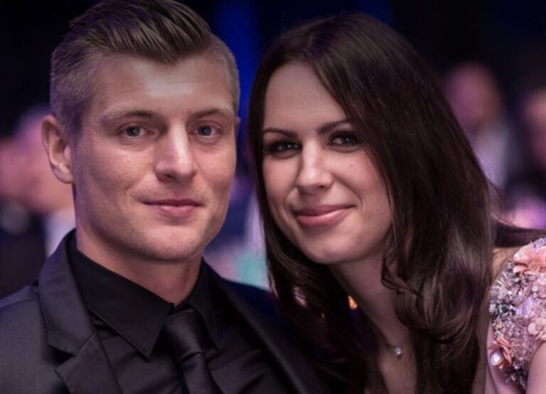 Toni Kroos Pictured With His Wife Jessica Kroos In 2017 During A Charity Gala