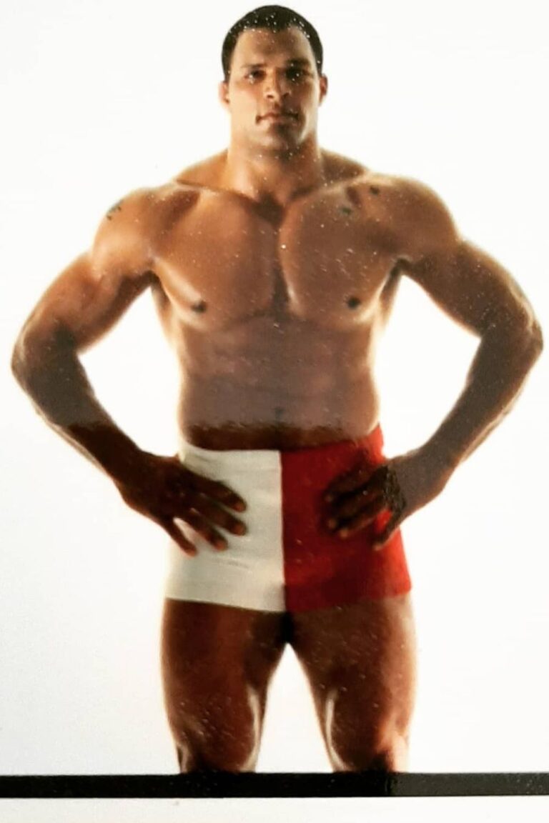 Mark Kerr Parents: Father Tom and Mother Mary Kerr Ethnicity - Players Bio