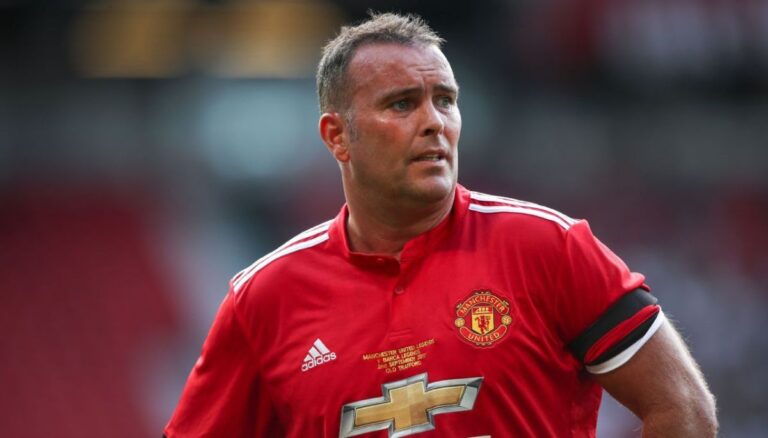 Ben Thornley's Sister Hannah Was Engaged To His Soccer Teammate Gary Neville