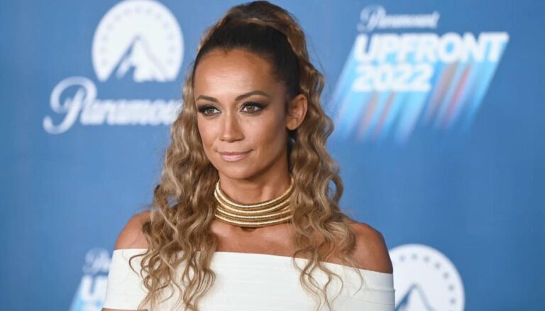 English Sports Broadcaster Kate Abdo Boyfriend