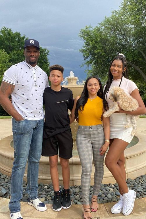 Jermaine O'Neal With His Wife, Daughter And Son
