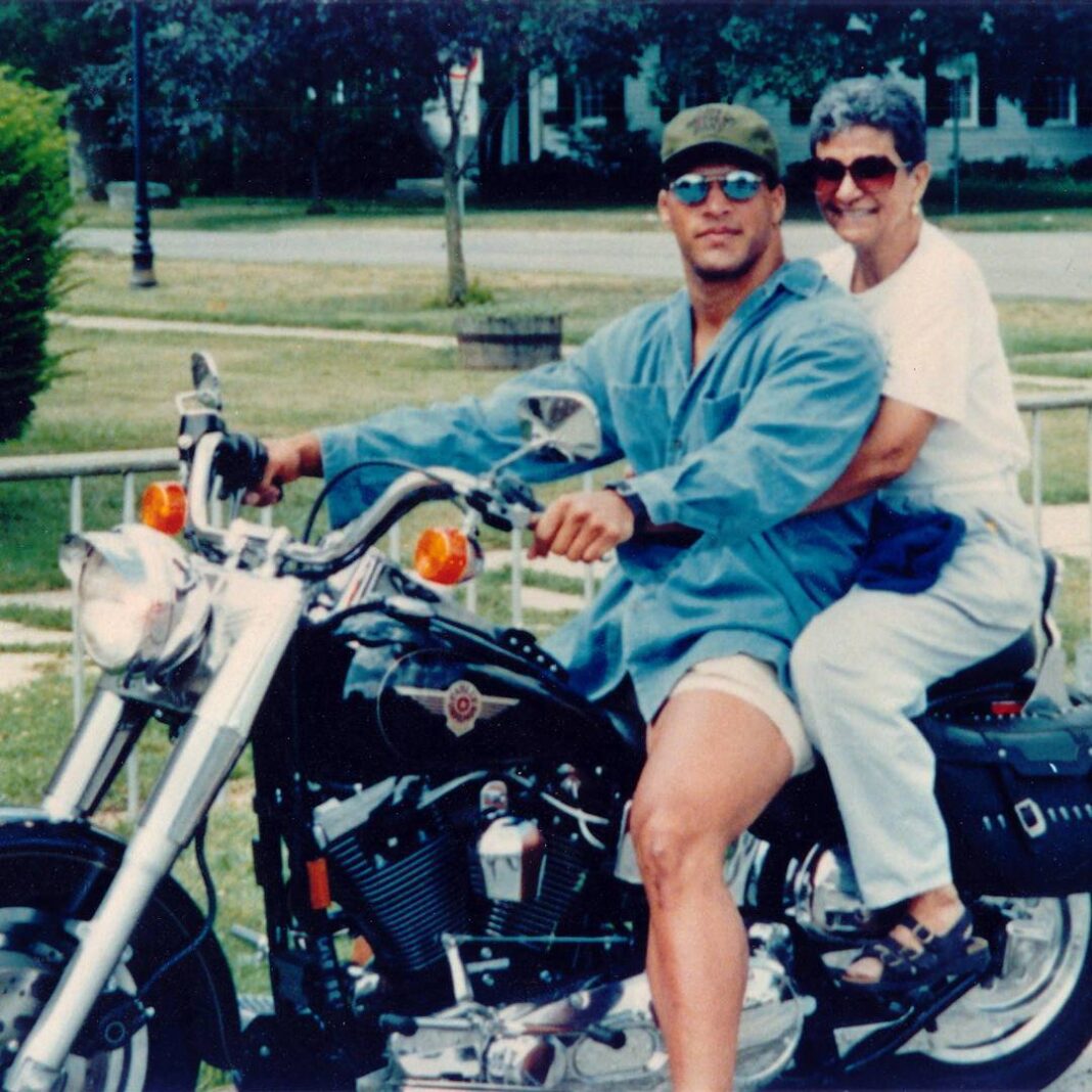 Mark Kerr Parents: Father Tom and Mother Mary Kerr Ethnicity - Players Bio