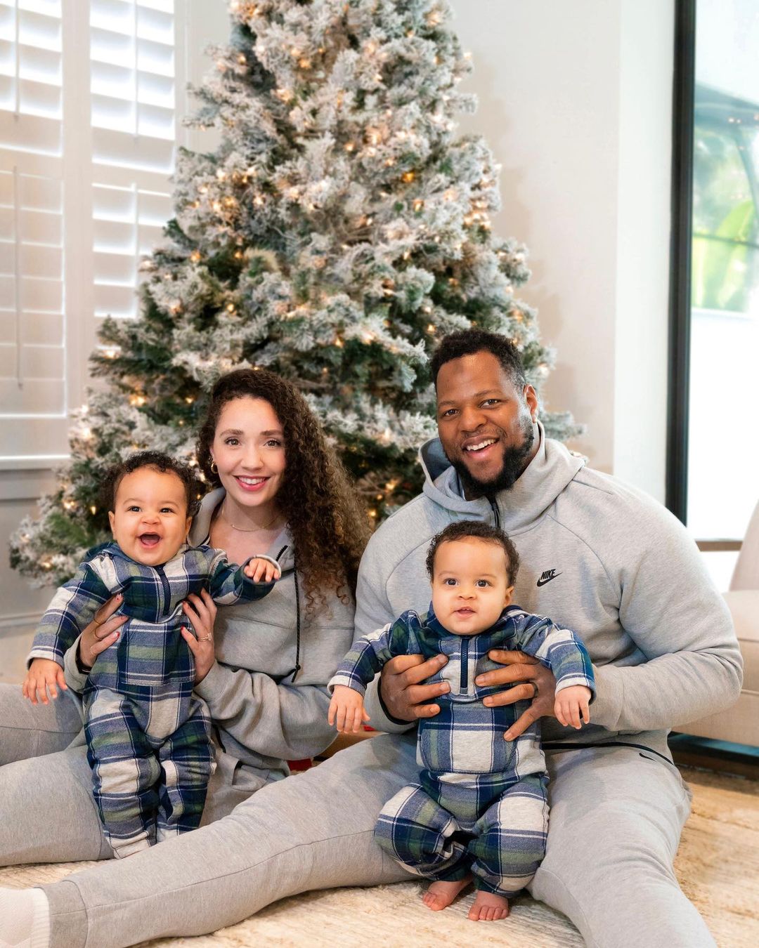 Ndamukong Suh With His Wife And Kids