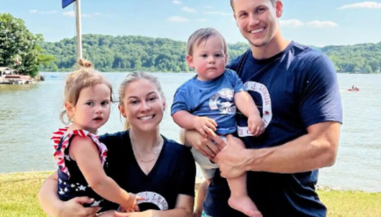 Shawn Johnson and her husband Andrew East with their children