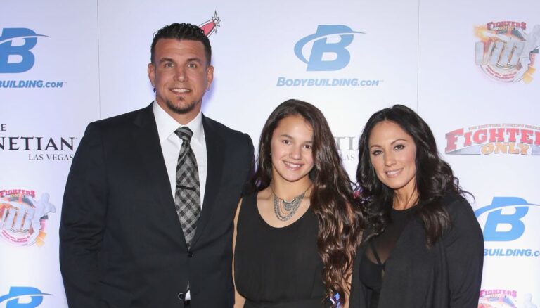 UFC Fighter Frank Mir's Daughter And Wife