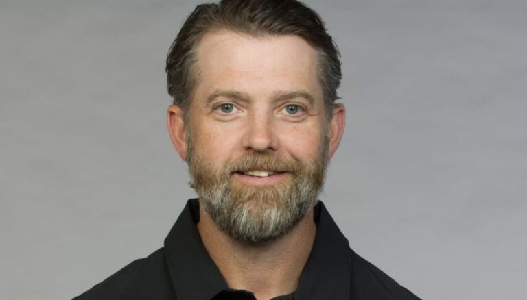 Vikings OC Wes Phillips Wife Anna