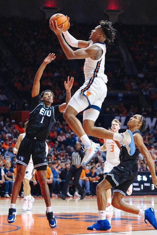 Terrence Shannon Jr Pictured In Action For Illinois 