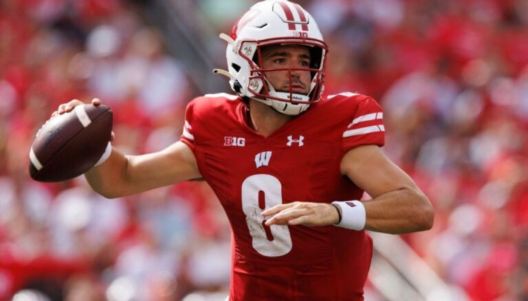 American Football Quarterback Tanner Mordecai