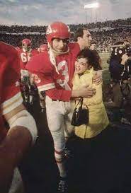 Jan Celebrates With His Wife After Winning Super Bowl IV