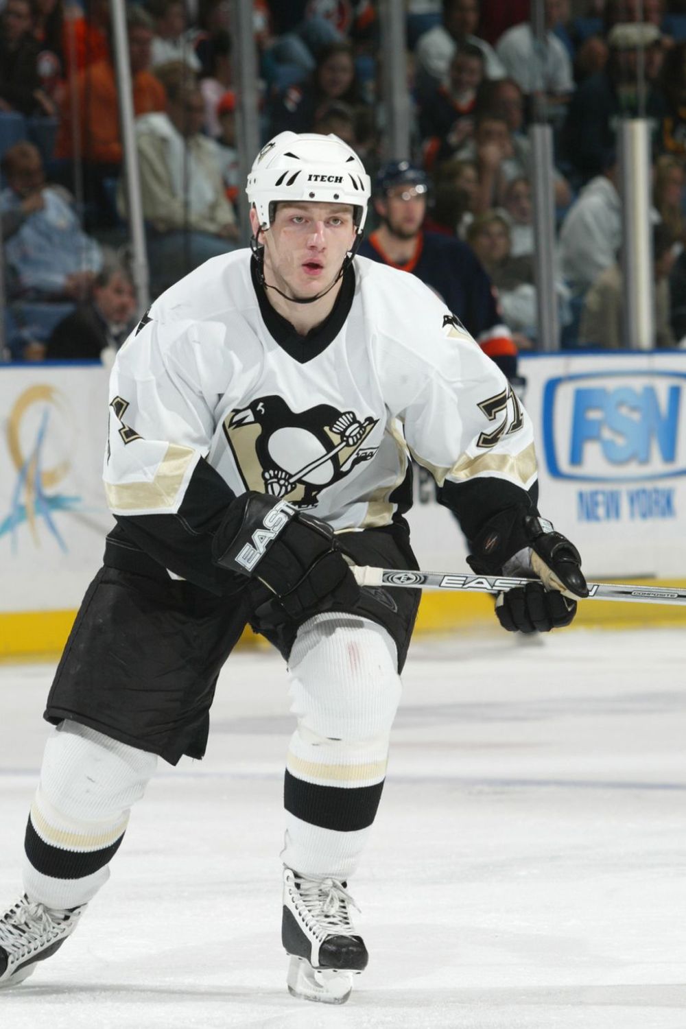 Konstantin Koltsov Playing For The Pittsburgh Penguins In 2006