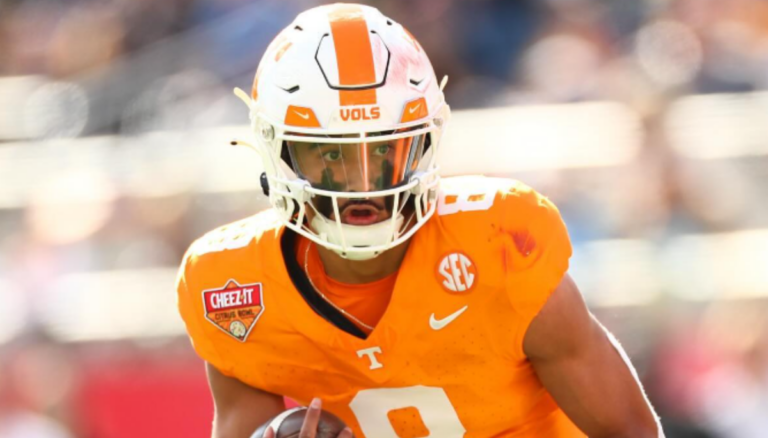 QB Nico Iamaleava