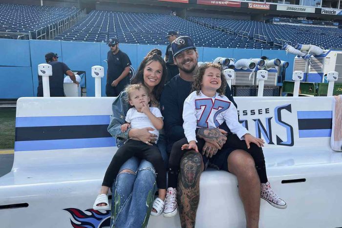 Taylor Lewan With His Wife And Kids