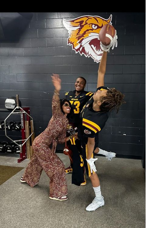 William's Mom and His Friend Celebrating After He Committed To Bethune-Cookman University
