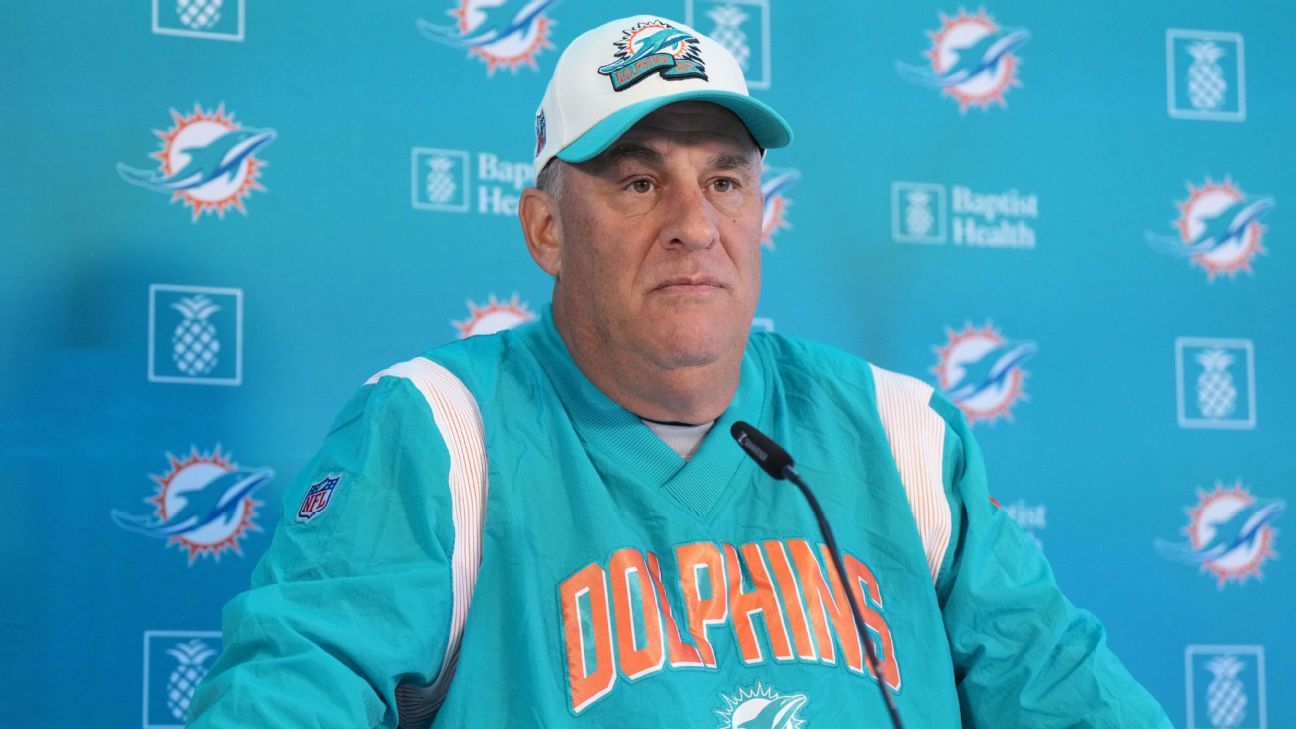 Vic Fangio Has Left The Miami Dolphins To Join The Philadelphia Eagles