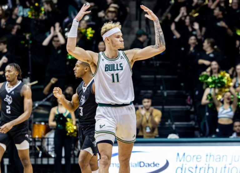 Sean Pryor Celebrates With The Crowd As He Helps His Team To Victory Against Rice