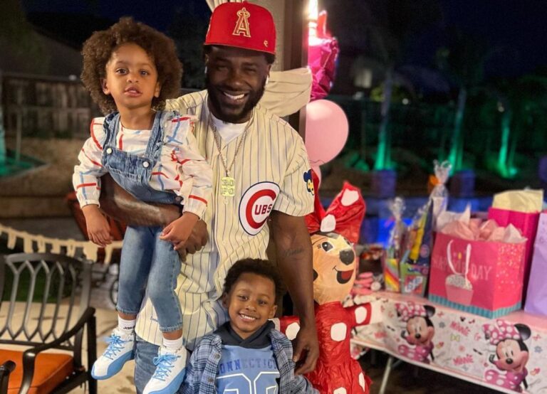 Ronald Powell Pictured With His Two Kids, Romy, And Ronald Jr