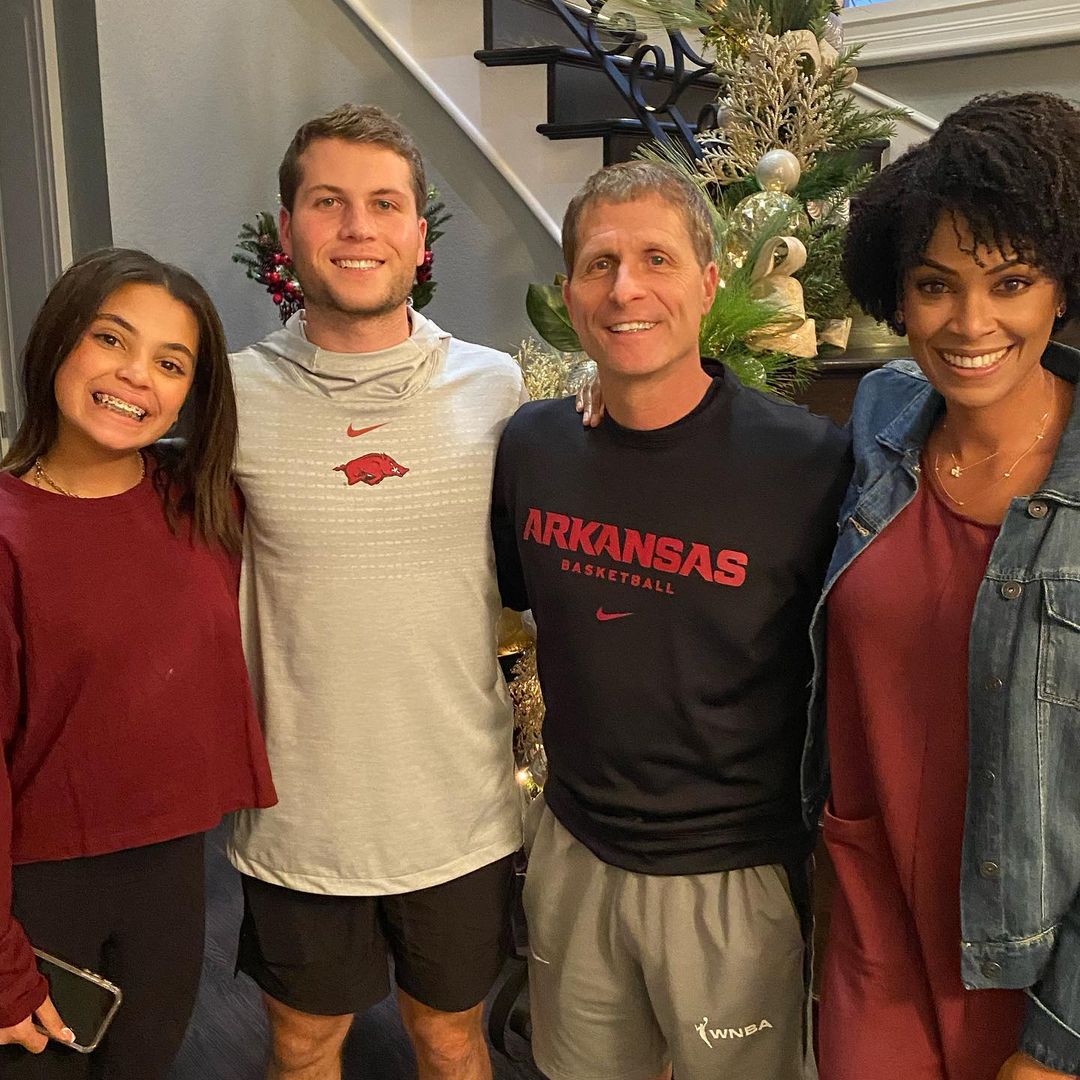 Eric Musselman With His Family
