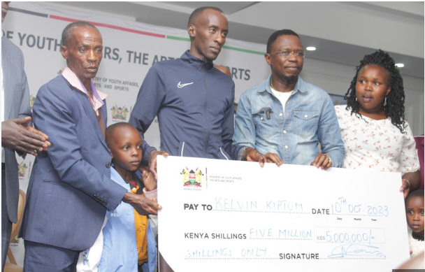 Kelvin Kiptum And Family During An Event