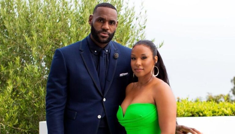 Savannah James With Her Husband LeBron James