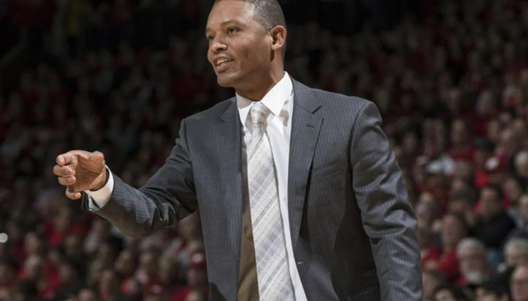 Lamont Paris Wife: Is The Coach Married? Past Relations