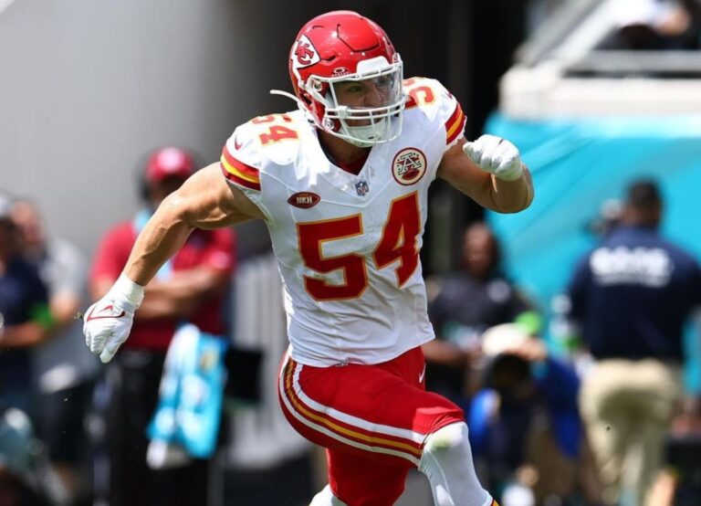 An American Footballer, Leo Chenal