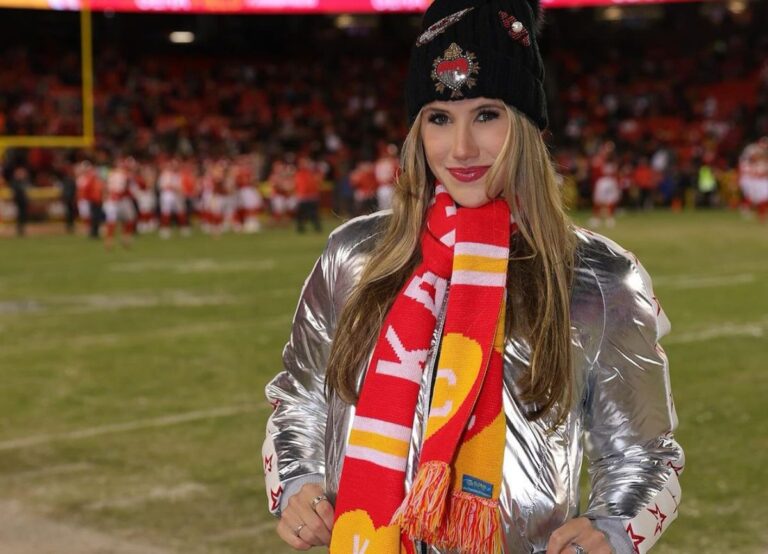 Ava Hunt Pictured After Chiefs Make It To The Playoffs
