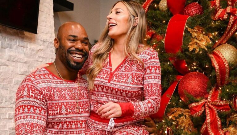 Tyron Smith Pictured With His Future Wife Holly Berens Celebrating Christmas 2022