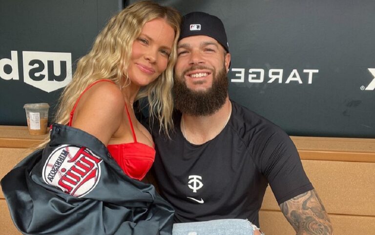 dallas keuchel wife