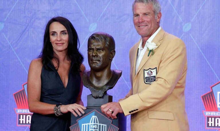Brett Favre wife