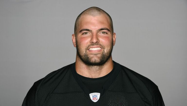 Alejandro Villanueva’s Wife, Madelyn Muldoon Is The PR Consultant Who Supported His Journey from Army Ranger to NFL Star
