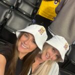 Austin Reaves’ girlfriend Jenna Barber (left) with her mom, Nicole Wilkett, at a 2023 game