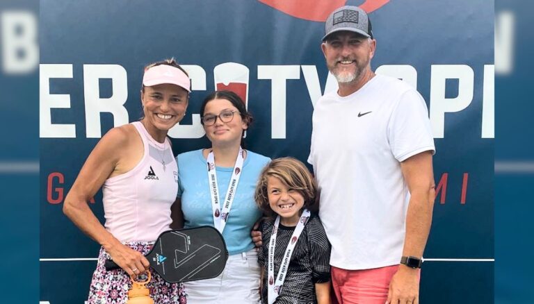 Simone Jardim with her husband, Chad Edwards, and their two kids