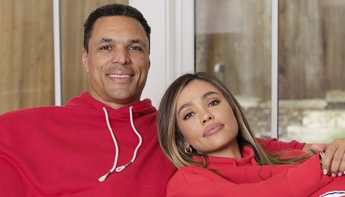 Legendary Tight End Tony Gonzalez and October Gonzalez Committed in a ...