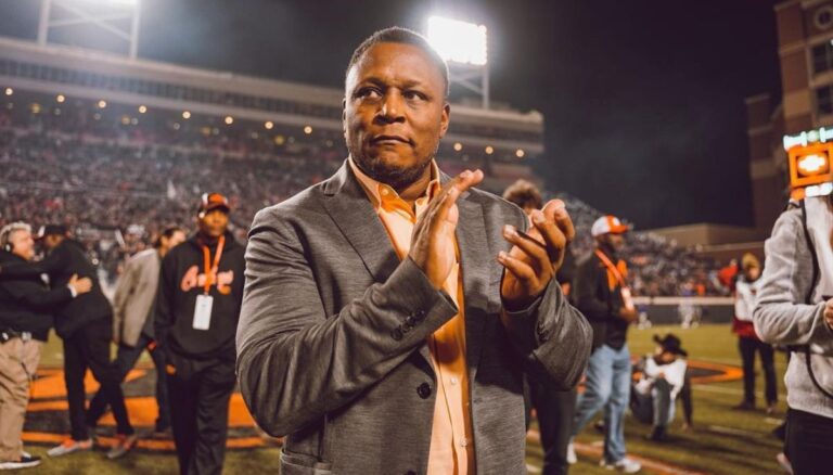 Detroit Lions Running Back Barry Sanders Was Married to His Ex-Wife Lauren Campbell, a Former News Anchor for WDIV in Detroit
