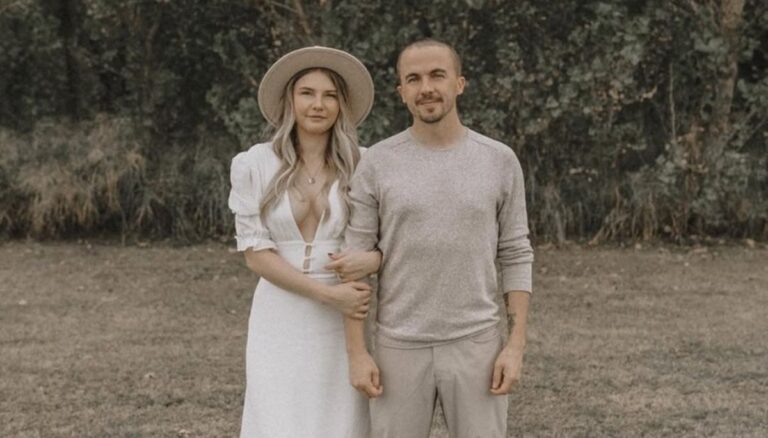 Frankie Muniz Nascar Wife