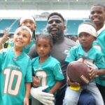 Tyreek-Hill-with-his-five-kids-on-the-field
