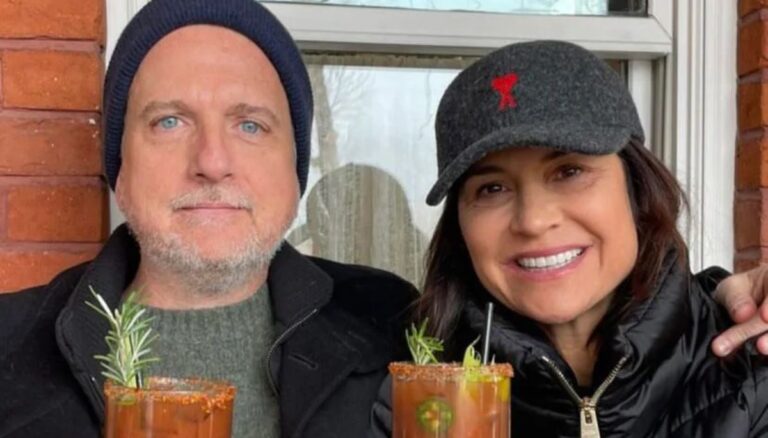 Bill Simmons With His Wife During Vacation